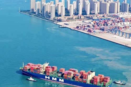 Áp lực tăng giá cước trên các tuyến thương mại toàn cầu quan trọng lên đến đỉnh điểm