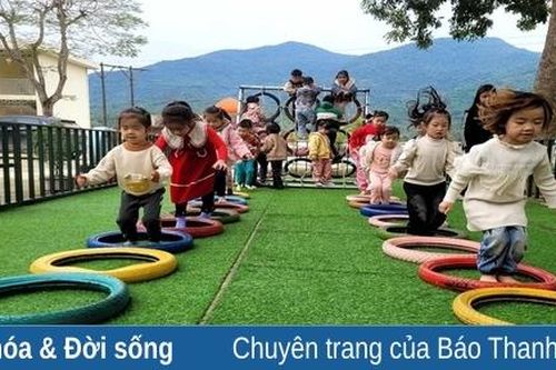 Học sinh vùng cao háo hức trở lại trường sau tết