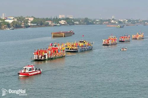 Giữ an toàn các lễ hội xuân trên sông Đồng Nai