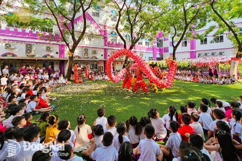 Học sinh trở lại trường an toàn sau kỳ nghỉ Tết kéo dài 16 ngày