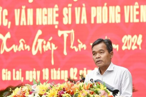Lãnh đạo tỉnh Gia Lai gặp mặt đại diện trí thức, văn nghệ sĩ và đội ngũ người làm báo
