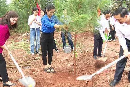 Bắc Giang: Phát động Tết trồng cây Xuân Giáp Thìn 2024 tại huyện Tân Yên