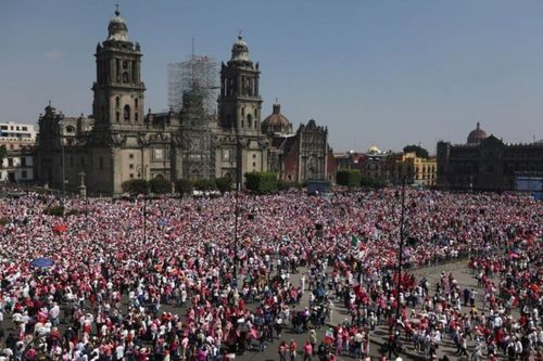 Hàng triệu người Mexico tuần hành trước thềm bầu cử