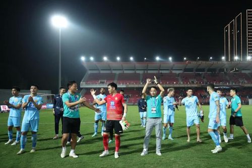 Nam Định độc chiếm ngôi đầu V.League: Đã đến lúc thành Nam mơ mộng