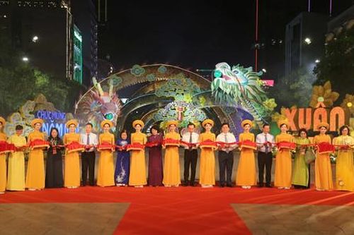 Thành phố mang tên Bác vững bước đi lên cuộc sống phồn vinh