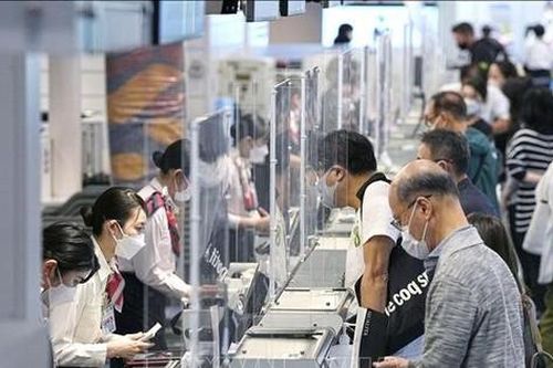 Nhật Bản đặt mục tiêu rút ngắn đáng kể thời gian nhập cảnh