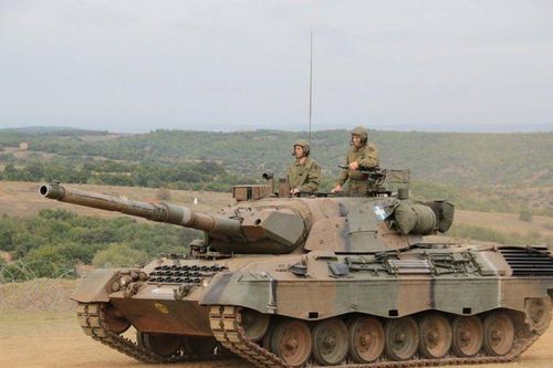 Xe tăng Leopard 1A5 cổ điển 'lột xác' nhờ kinh nghiệm chiến trường Đông Âu