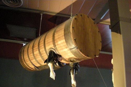 Bộ đồ lặn đầu tiên trên thế giới hoạt động như thế nào?