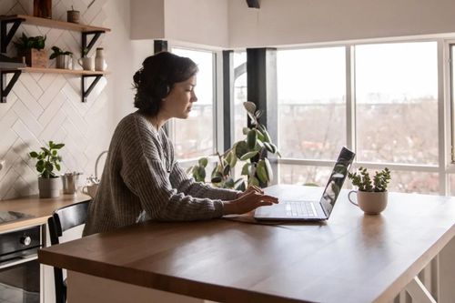 Thế hệ theo đuổi 'một giây nghìn vàng' ở Trung Quốc