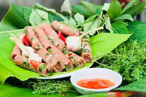 Nhiễm nhiều loại giun sán do sở thích ăn món tái, sống