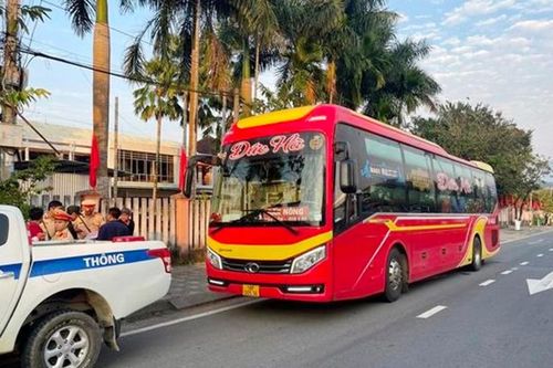 Phạt 45 triệu đồng do chở hành khách vượt quá quy định