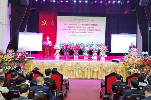 Phát huy tinh thần 'giữ gìn sức khỏe của đồng bào'