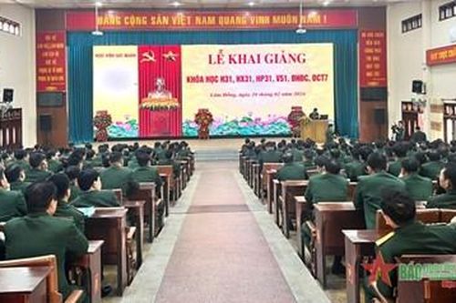 Học viện Lục quân khai giảng các khóa đào tạo