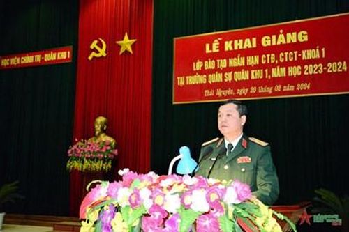Khai giảng Lớp đào tạo ngắn hạn công tác Đảng, công tác chính trị tại Trường Quân sự Quân khu 1