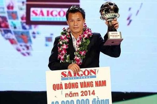 Cuộc sống của cầu thủ giành nhiều Quả bóng Vàng nhất Việt Nam