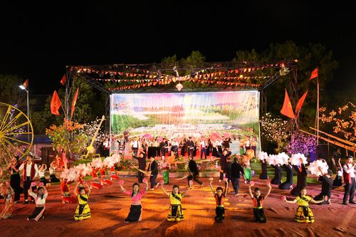 Đặc sắc Ngày hội Văn hóa các dân tộc huyện Nậm Pồ
