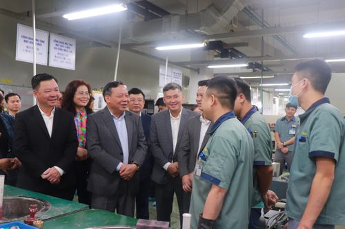 Doanh nghiệp 'ra quân', mở cơ hội việc làm