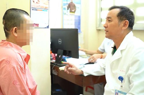 Ghép thành công da đầu cho người phụ nữ bị máy kéo sợi cuốn tróc toàn bộ da