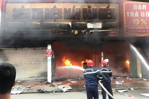 Cháy siêu thị điện máy ở Hải Phòng, ước tính thiệt hại hàng tỷ đồng