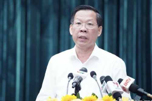 Chủ tịch UBND TP HCM: Khẩn trương trở lại công việc sau Tết, tạo kết quả ngay từ quý đầu năm