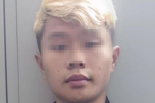 Hút thử thuốc lào, hai thanh niên Hà Nội 'bất lực' khi trộm ngang nhiên lấy tài sản