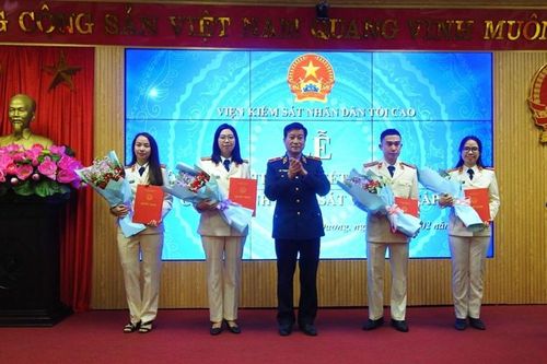 VKSND tỉnh Hải Dương trao quyết định bổ nhiệm chức danh Kiểm sát viên