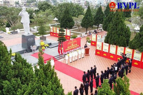 Trang nghiêm Lễ công bố và trao Quyết định bổ nhiệm Kiểm sát viên trên đảo Cô Tô