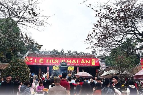 Lễ hội Khai ấn Đền Trần Nam Định Xuân Giáp Thìn 2024