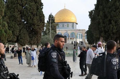 Israel hạn chế người cầu nguyện tại đền thờ Al Aqsa trong tháng lễ Ramadan