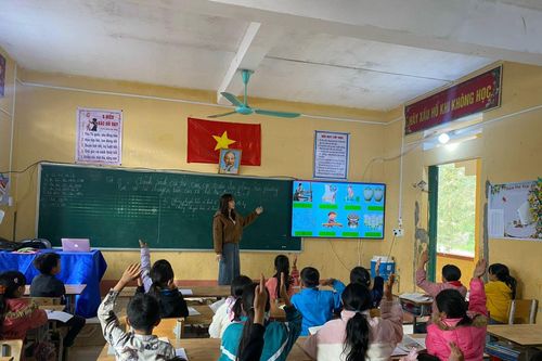 Tích cực huy động học sinh trở lại trường sau nghỉ Tết