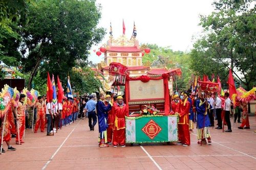 Độc đáo lễ hội Dinh Thầy Thím ở Bình Thuận