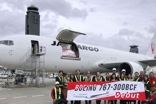 Hy vọng nắm bắt cơ hội trong làn sóng mua sắm online, Japan Airlines tái vận hành các máy bay chở hàng sau 13 năm