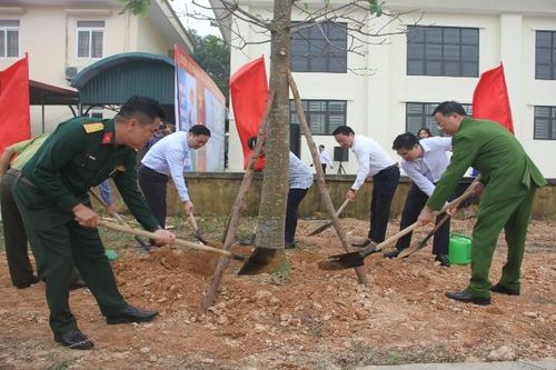 Bình Xuyên (Vĩnh Phúc): Phát động 'Tết trồng cây đời đời nhớ ơn Bác Hồ'