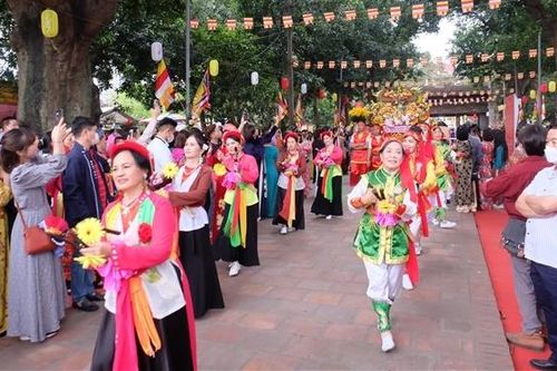 Phô diễn giá trị văn hóa cộng đồng