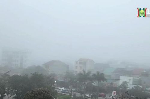 Sương mù dày đặc, nhiều chuyến bay ở Vinh phải chuyển hướng