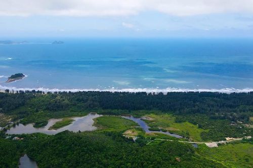 Khám phá Ngọc Vừng, hòn đảo đẹp hoang sơ giữa trùng khơi