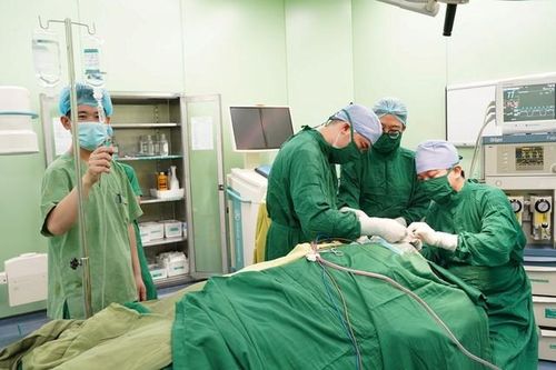 Bệnh viện Đa khoa thành phố Vinh 'hồi sinh' bệnh nhân hôn mê do chấn thương sọ não