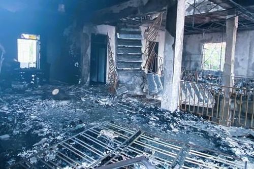 Cận cảnh siêu thị điện máy cháy tan thành tro