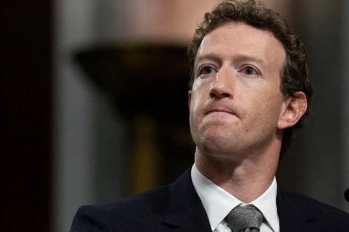 Cách lãnh đạo gây tranh cãi của ông chủ Facebook