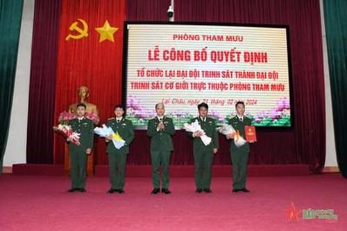Bộ Chỉ huy Quân sự tỉnh Lai Châu công bố Quyết định giải thể, tổ chức lại các đơn vị trực thuộc Phòng Tham mưu