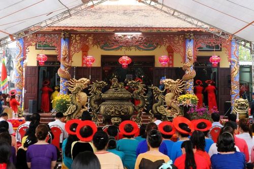 Khai mạc Lễ hội Bà Chợ Được