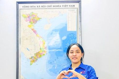 Hai nữ sinh viên TP. HCM tình nguyện lên đường nhập ngũ