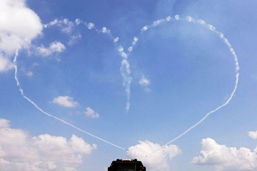Xem máy bay 'múa ba lê' tại Singapore Airshow 2024