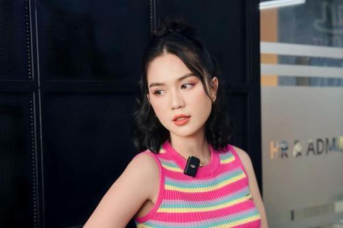 'Nữ hoàng nội y' Ngọc Trinh thay đổi lối sống ra sao sau khi hưởng án treo?