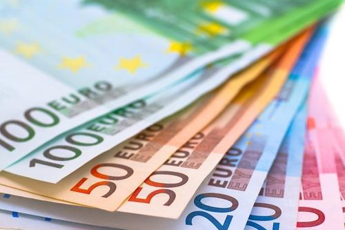 EC 'bơm' tiền hỗ trợ nhân đạo cho Ukraine