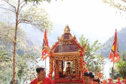 Khai hội tri ân công đức Vua Lê Thái Tổ