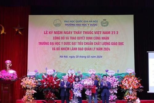 Giám đốc Bệnh viện Việt Đức kiêm nhiệm Phó hiệu trưởng trường Y dược