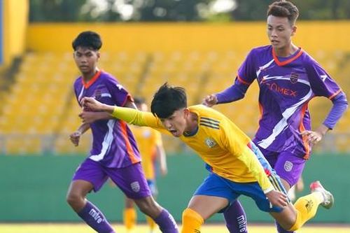 Ngày đầu U19 quốc gia khởi tranh sôi nổi nhưng ít bàn thắng