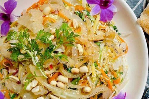 Cách làm nộm sứa giòn ngon, thanh mát tại nhà