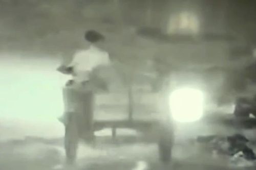 'Phạt nguội' hành vi đổ rác bừa bãi ra môi trường tự nhiên ở Phú Quốc